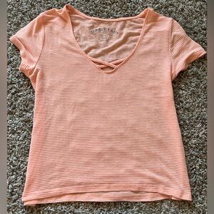 American Eagle Outfitters Peach Crop Short Sleeve T-Shirt